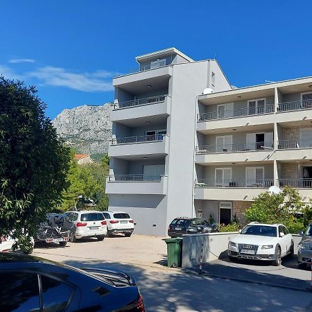 Apartments Neva Makarska Eksteriør billede