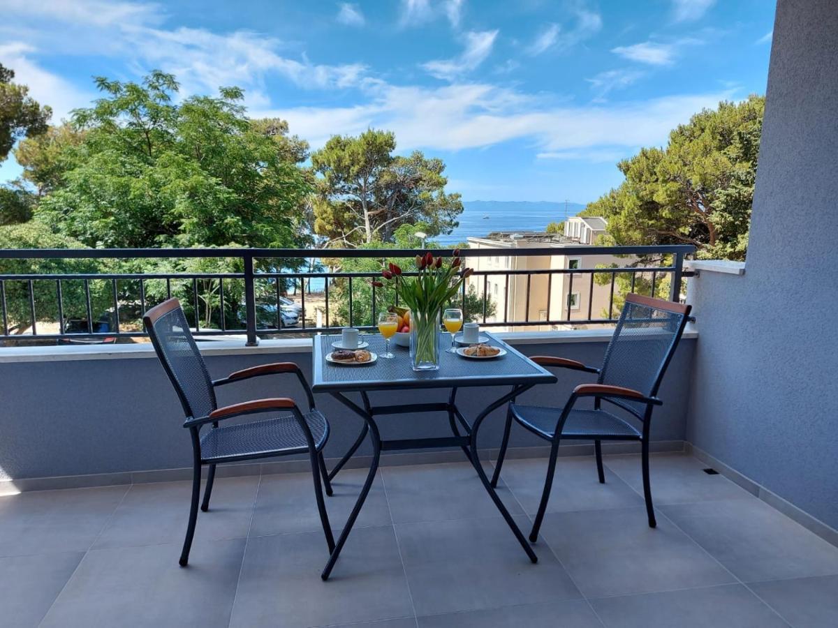 Apartments Neva Makarska Eksteriør billede