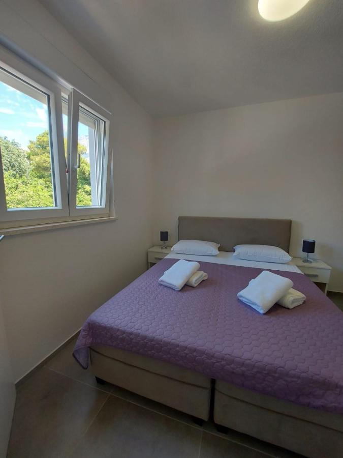 Apartments Neva Makarska Eksteriør billede