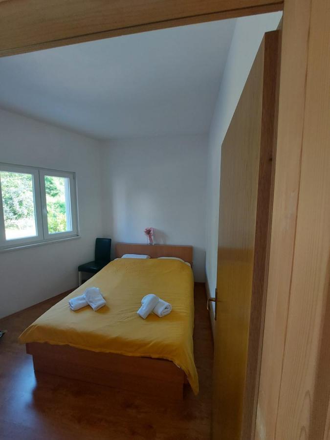 Apartments Neva Makarska Eksteriør billede